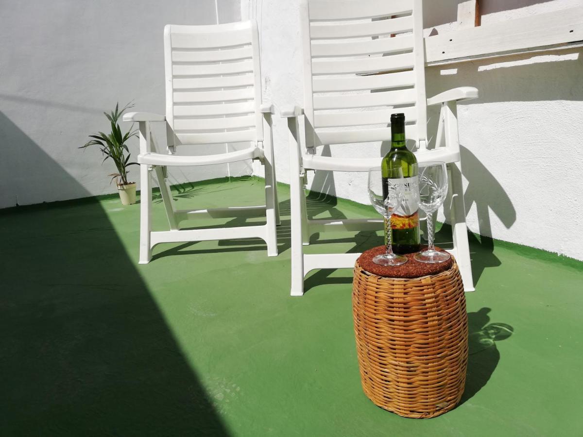 Apartment With Terrace Весиндарио Екстериор снимка