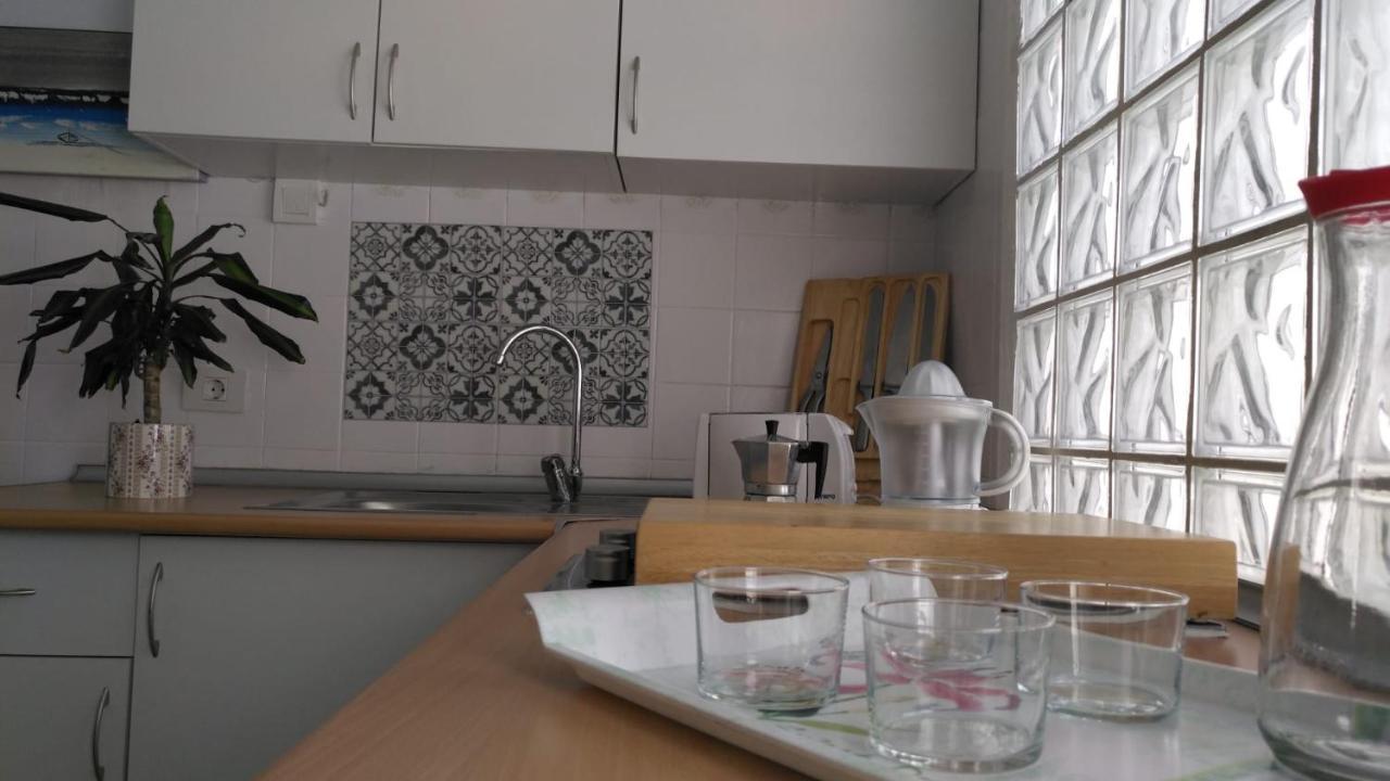 Apartment With Terrace Весиндарио Екстериор снимка