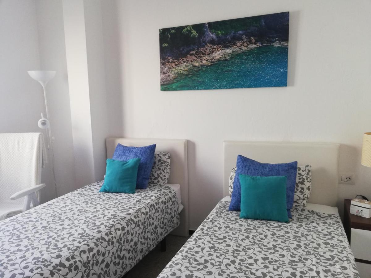 Apartment With Terrace Весиндарио Екстериор снимка
